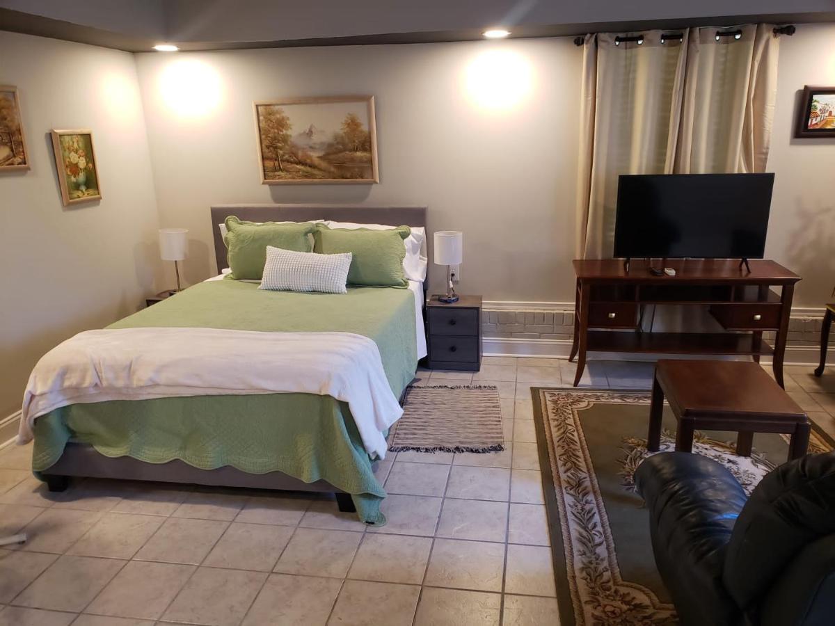 Bright & Spacious Studio Close To Clt Airport Гастония Экстерьер фото