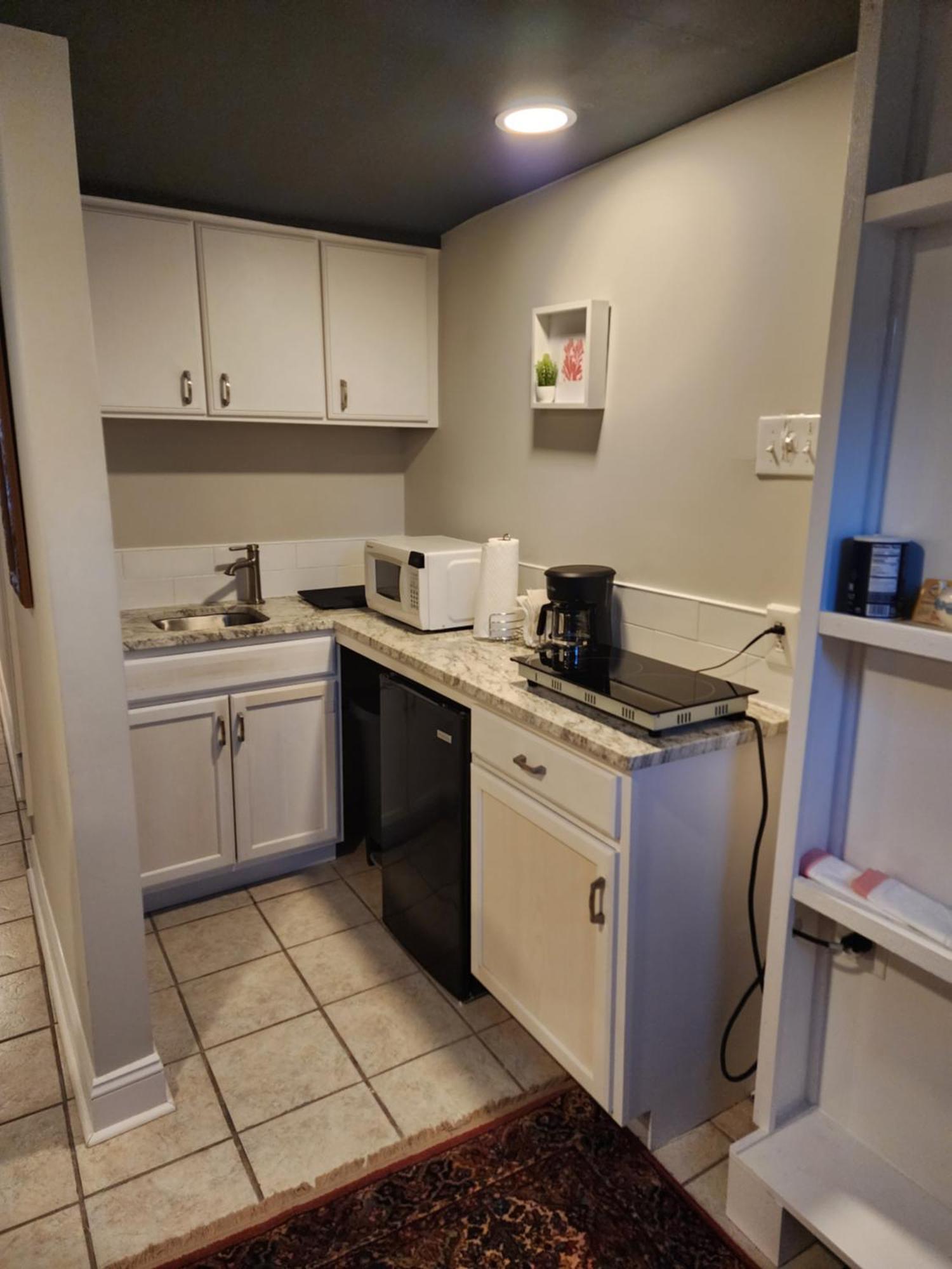 Bright & Spacious Studio Close To Clt Airport Гастония Экстерьер фото